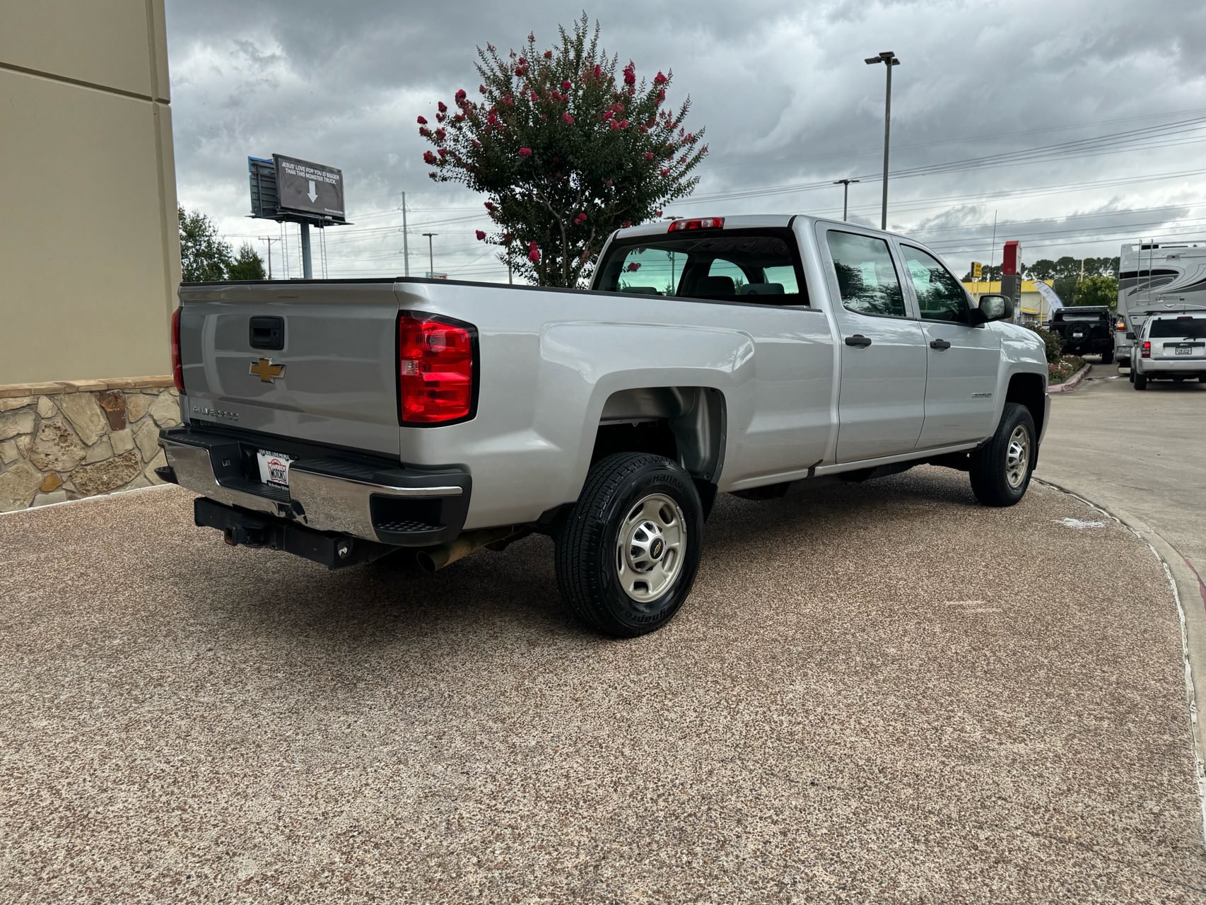 Used 2018 Chevrolet Silverado 2500 W/T RWD image 9