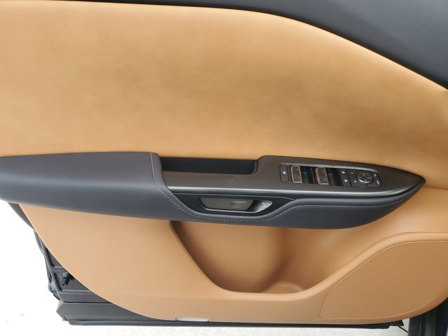 Used 2024 Lexus RZ 300e Premium image 26