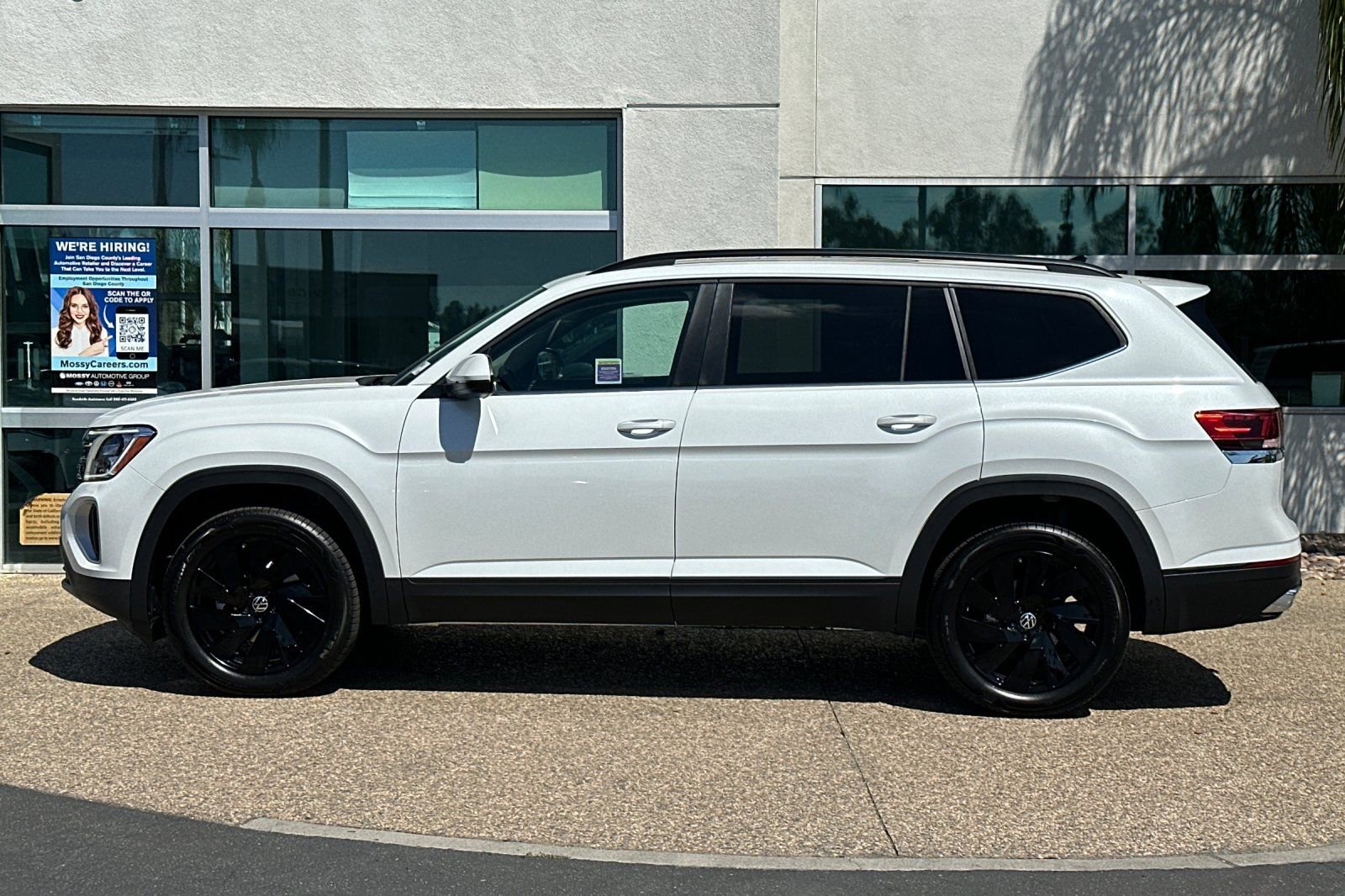 New 2026 Volkswagen Atlas SE image 7
