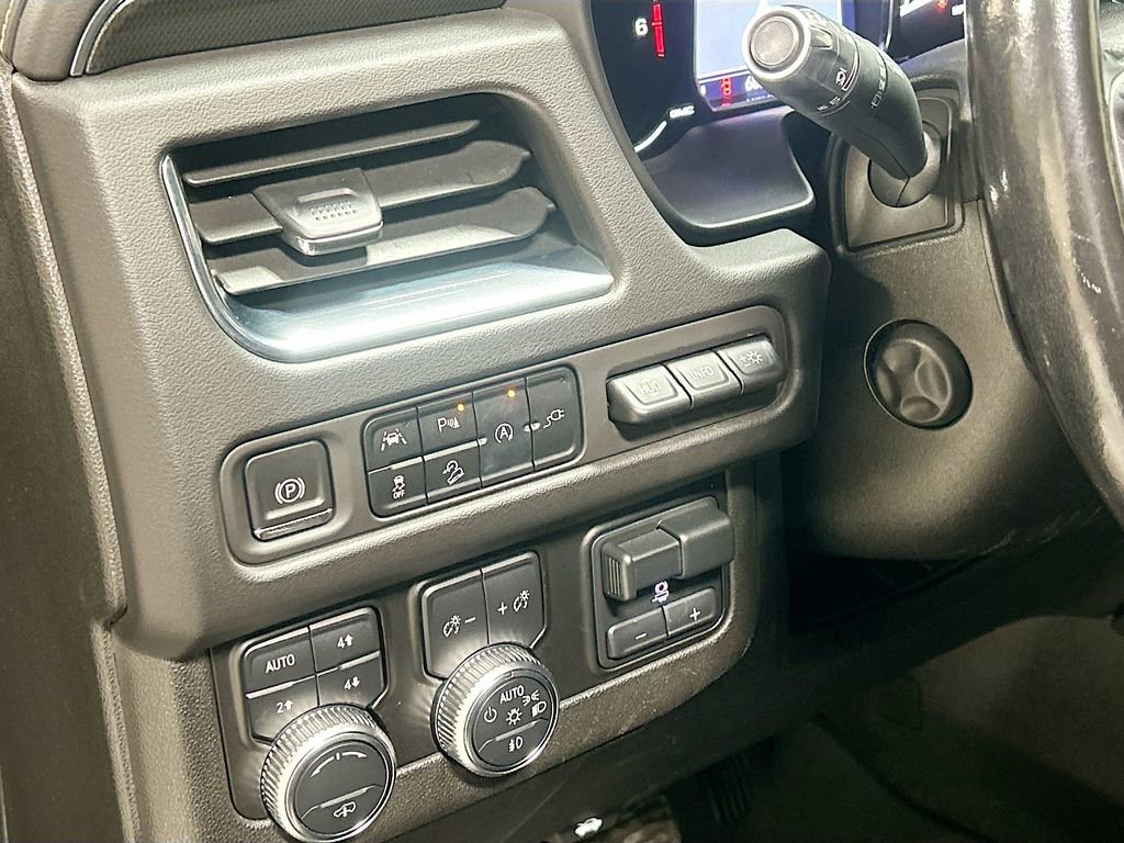 Used 2021 GMC Yukon AT4 w/ AT4 Premium Plus Package image 10