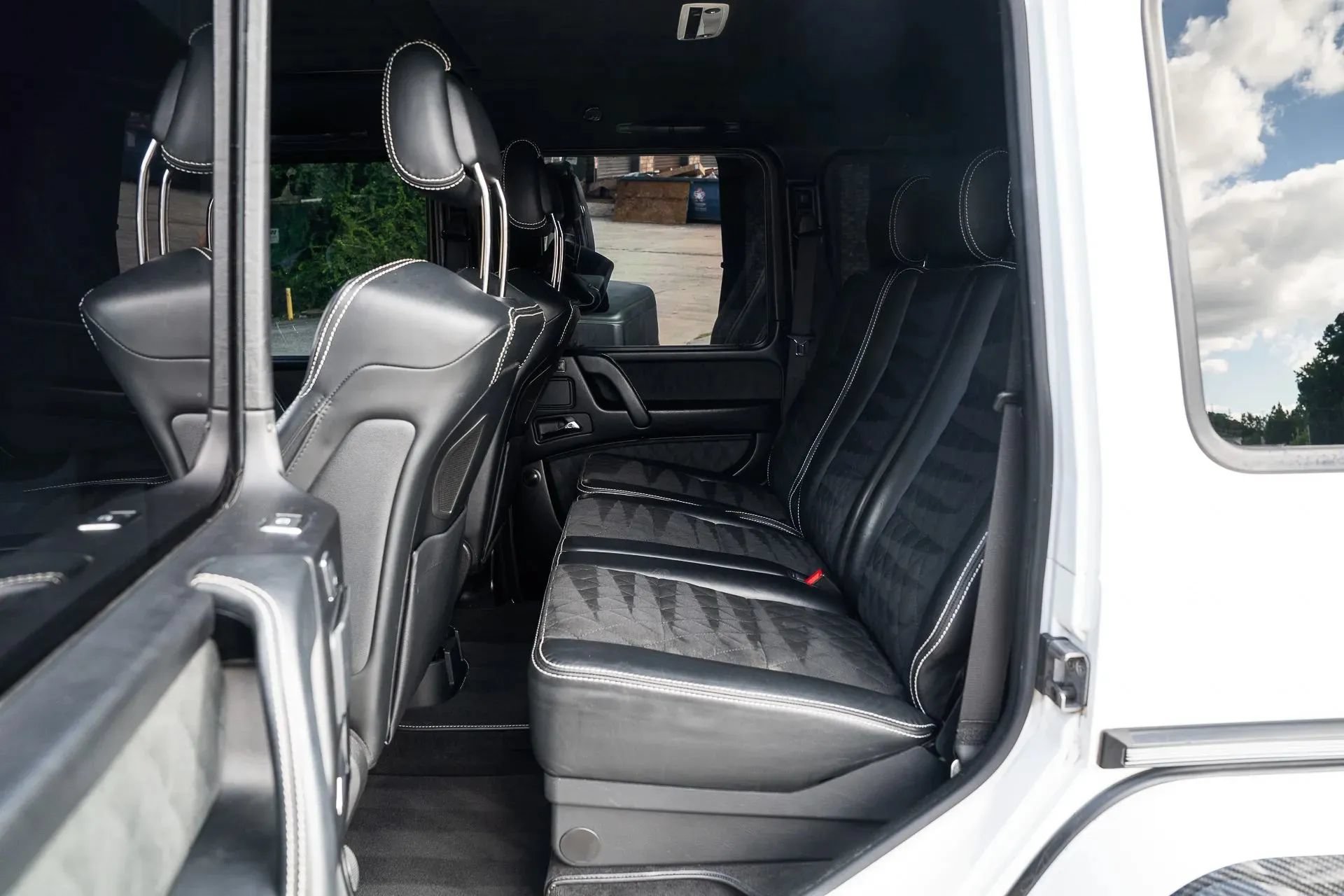 Used 2017 Mercedes-Benz G 550 Squared image 26