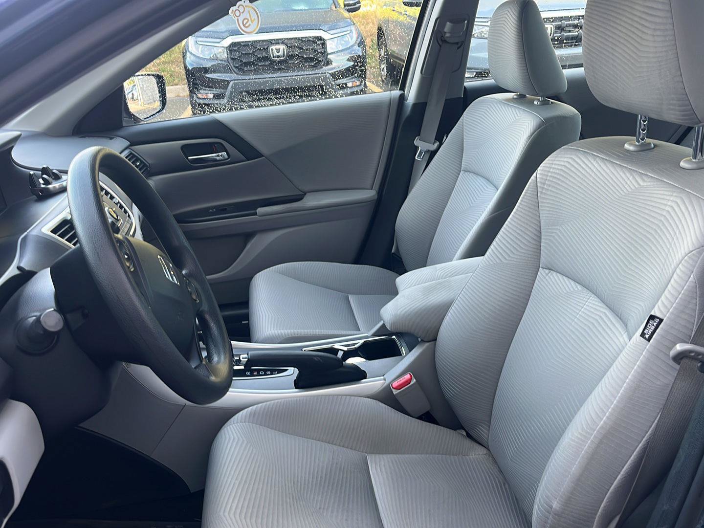 Used 2015 Honda Accord LX image 2