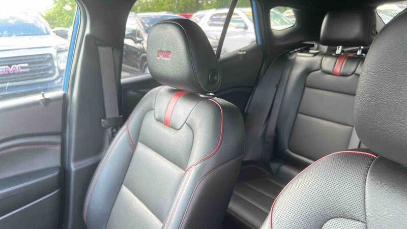 Used 2024 Chevrolet Trax RS FWD image 18