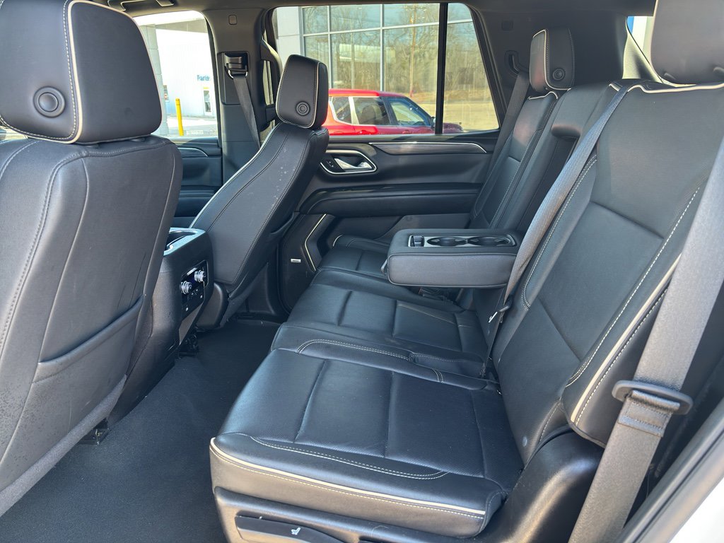 Used 2024 GMC Yukon SLT image 5