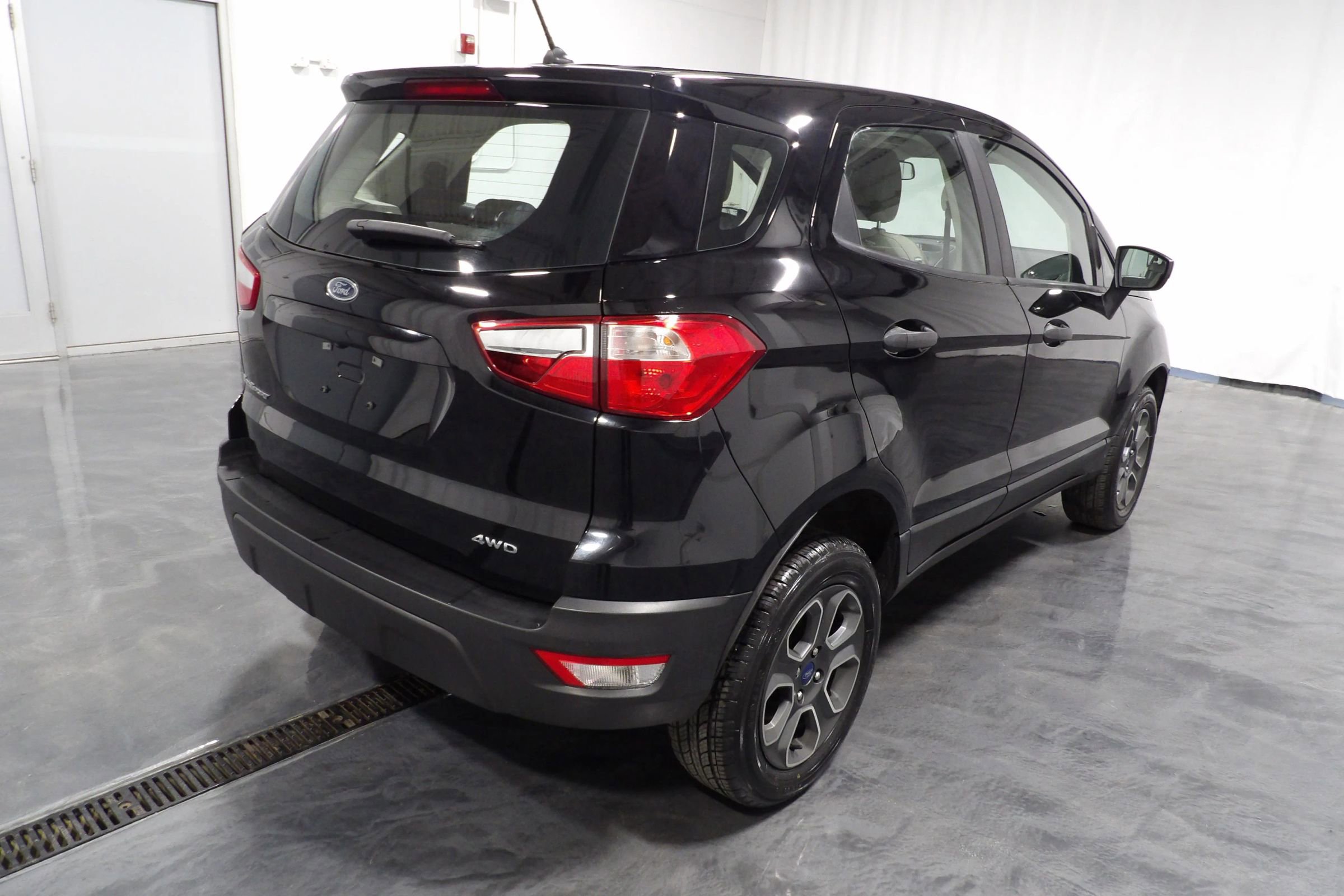 Used 2019 Ford EcoSport S AWD/4WD image 4