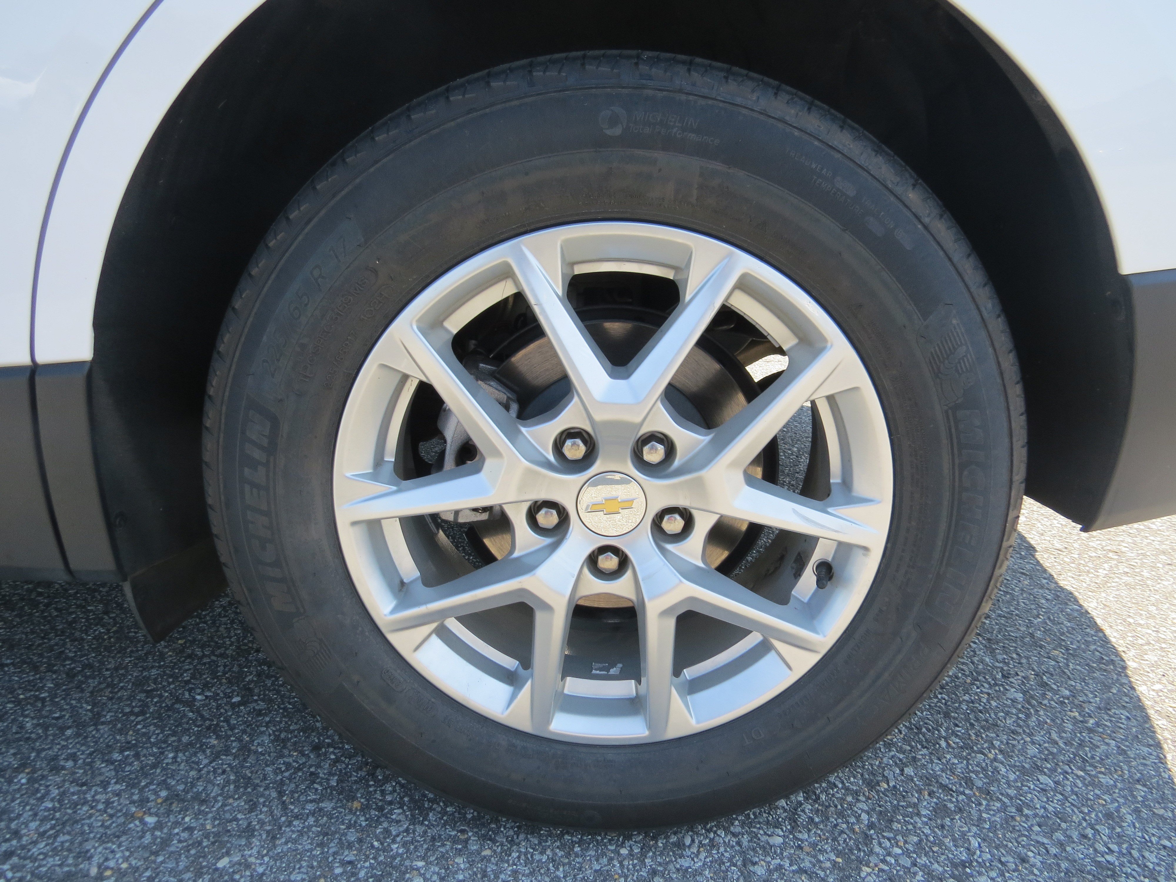 Used 2022 Chevrolet Equinox LT FWD image 11