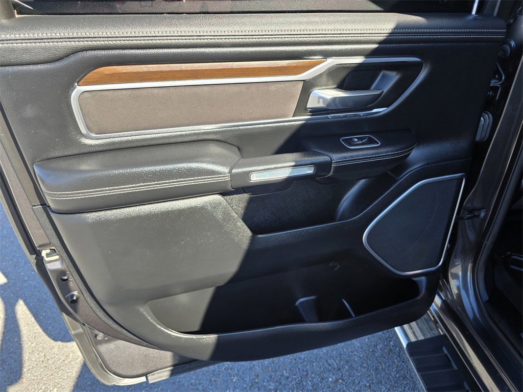 Used 2021 RAM 1500 Laramie image 14