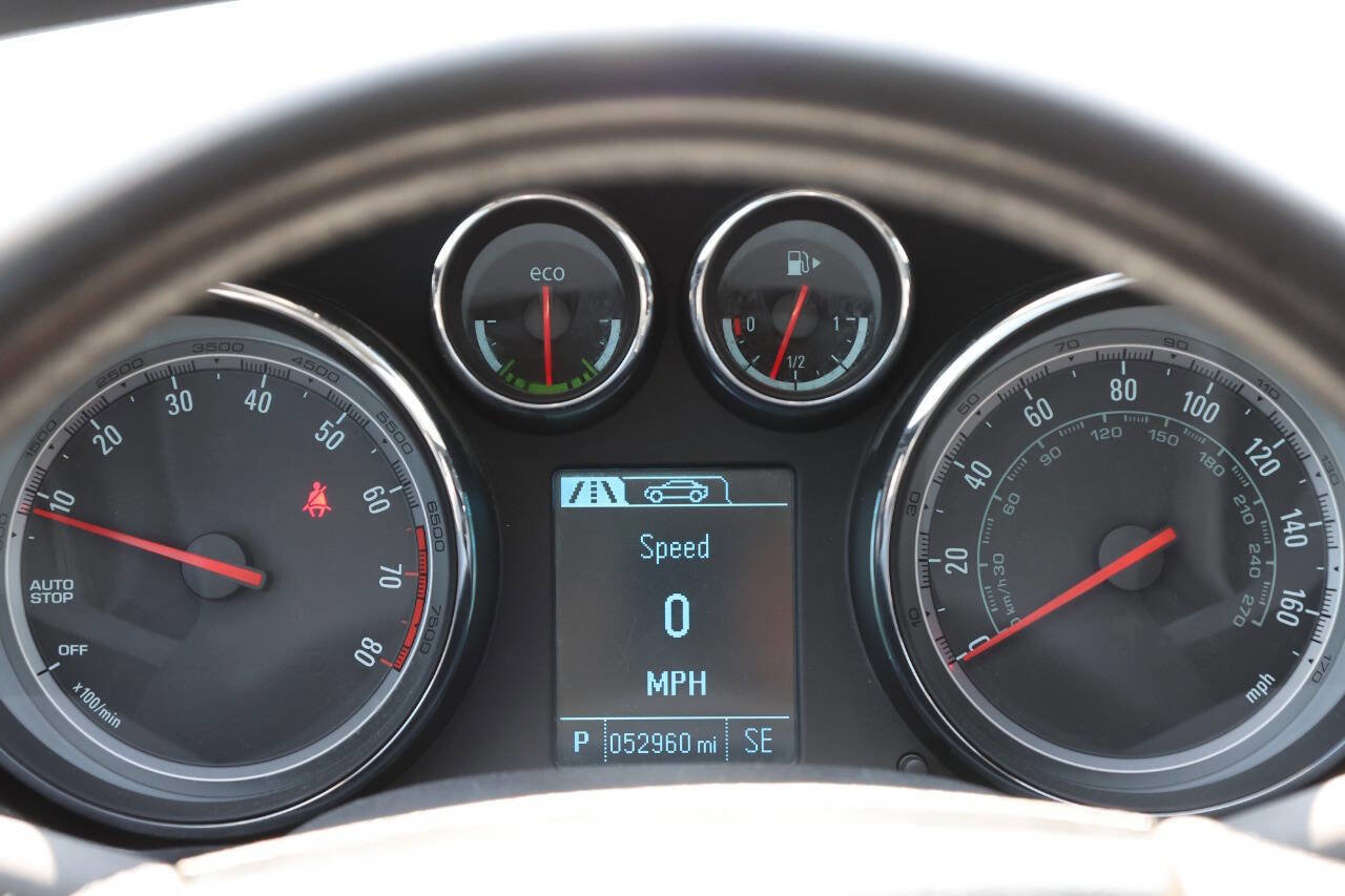 Used 2013 Buick Regal Leather FWD image 19