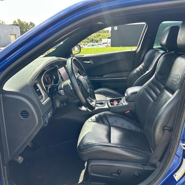 Used 2018 Dodge Charger SRT Hellcat w/ Harman/Kardon Audio Group RWD image 16