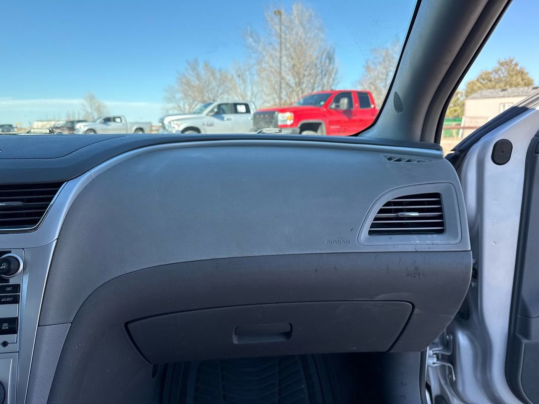 Used 2009 Chevrolet Malibu LS image 18