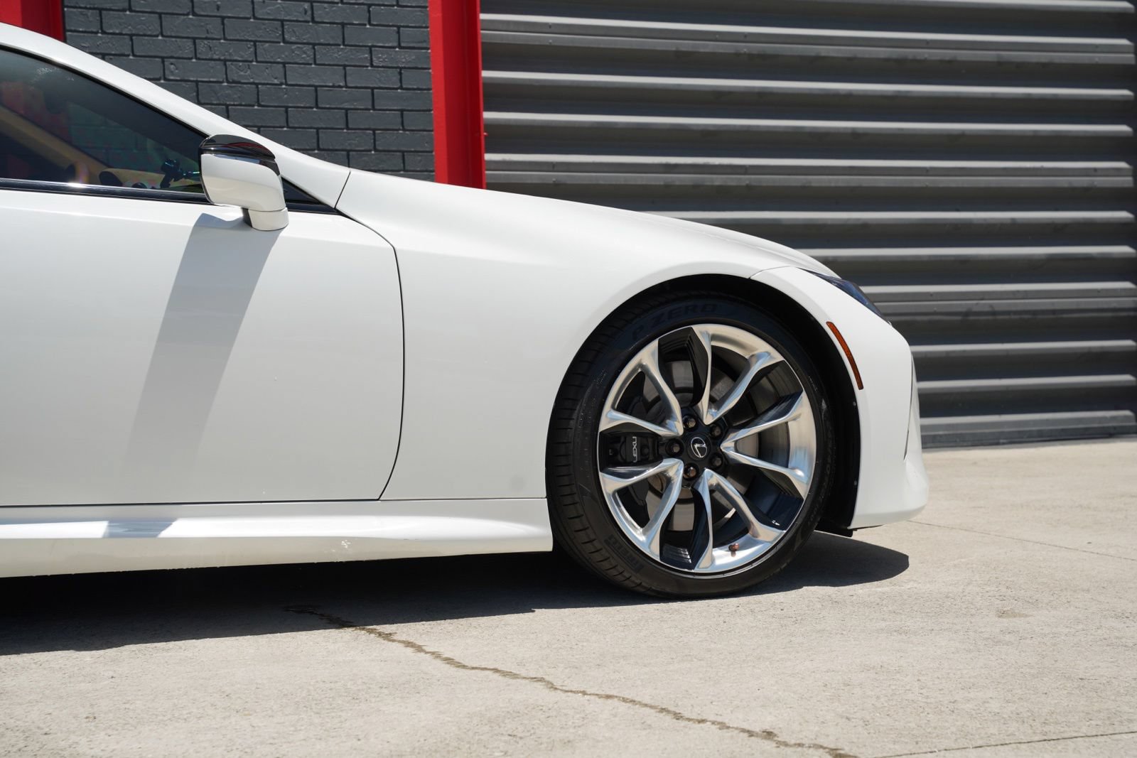 Used 2018 Lexus LC 500 Coupe RWD image 3