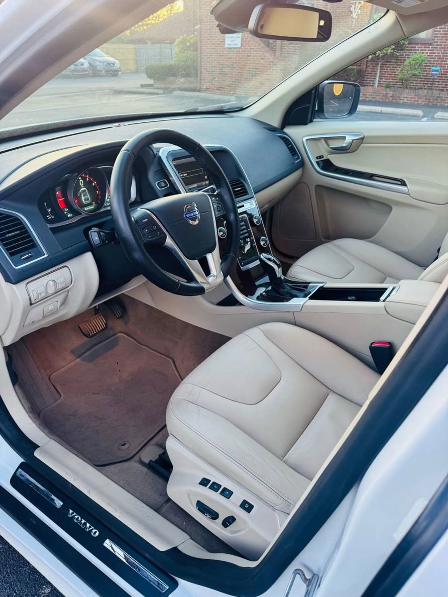 Used 2015 Volvo XC60 3.2 Premier Plus image 7