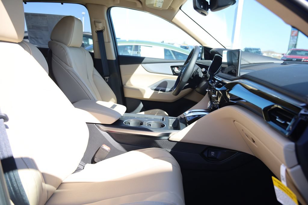 Used 2026 Acura MDX FWD w/ Technology Package image 35