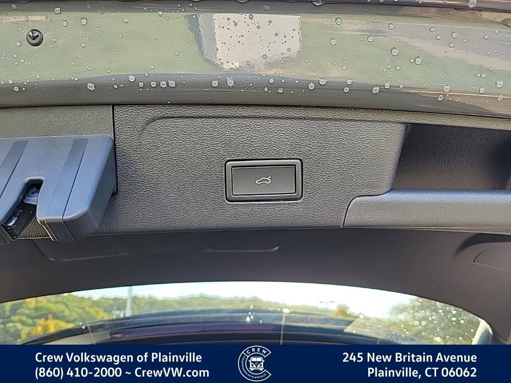 New 2026 Volkswagen Atlas Cross Sport SE image 55