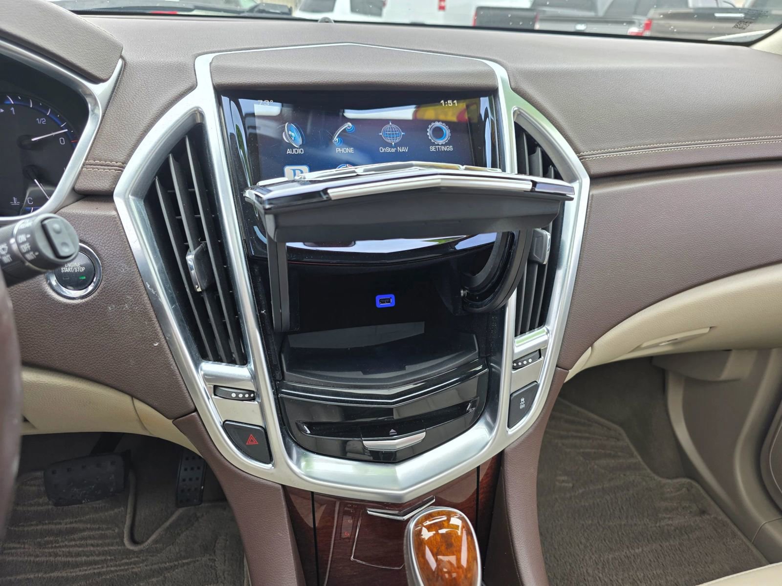 Used 2015 Cadillac SRX Luxury FWD image 18