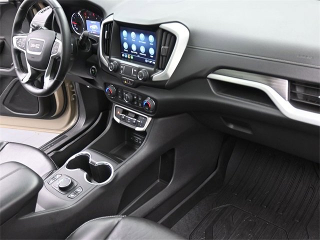 Used 2023 GMC Terrain SLT w/ Elevation Edition image 28