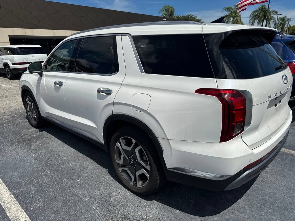 Used 2024 Hyundai Palisade Limited FWD image 23
