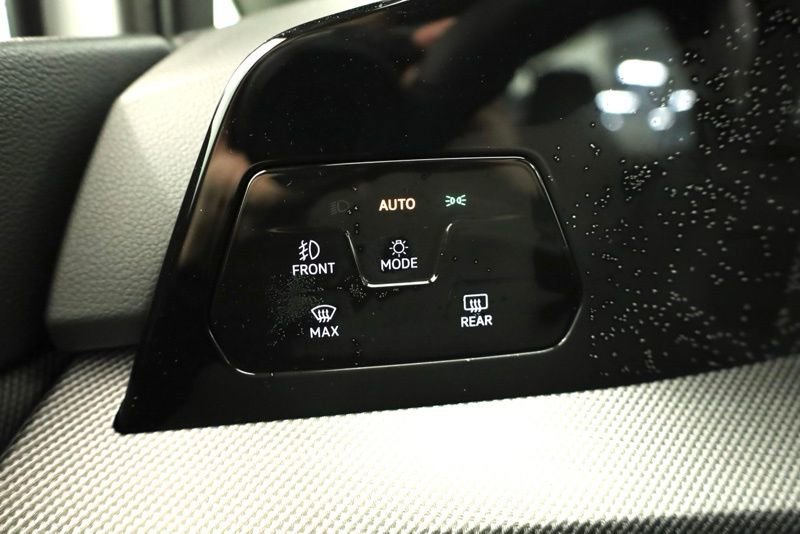 New 2026 Volkswagen GTI SE FWD image 30