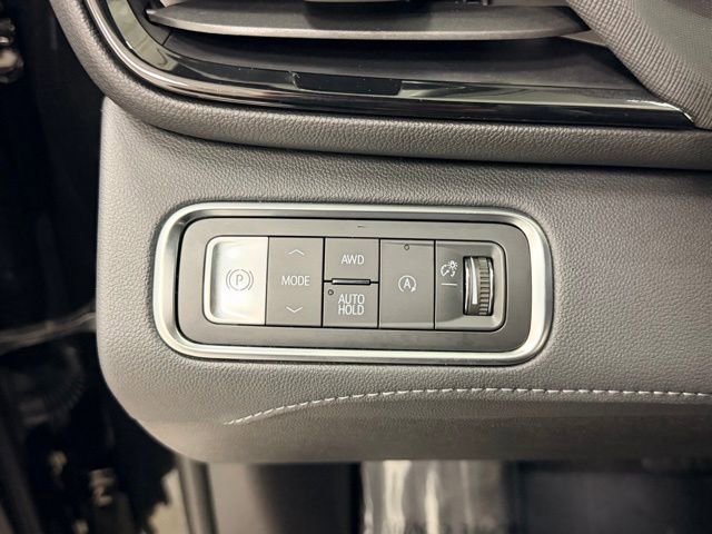 Certified 2025 Buick Enclave Preferred image 17