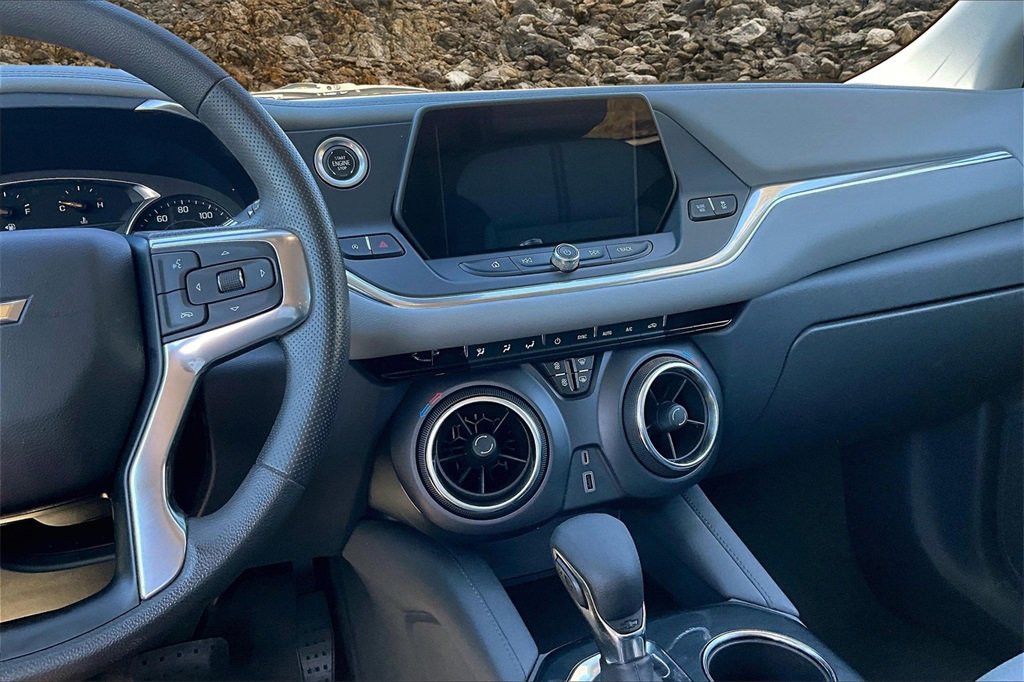 Used 2022 Chevrolet Blazer LT image 6