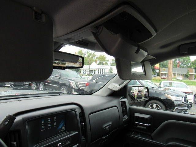 Used 2018 Chevrolet Silverado 1500 Custom w/ Custom Convenience Package AWD/4WD image 46