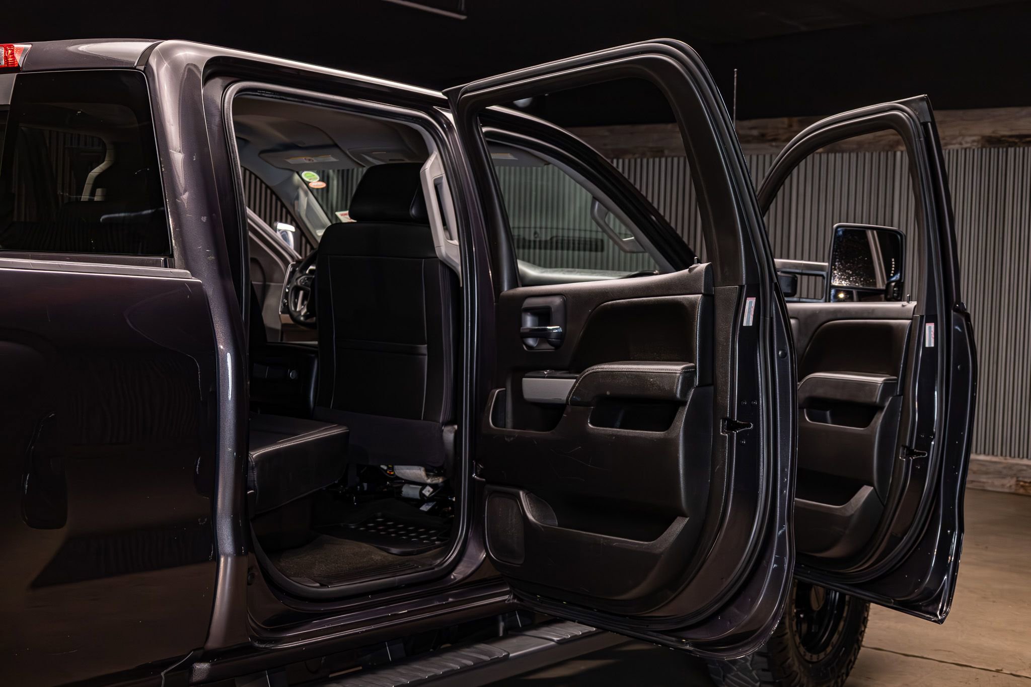 Used 2016 Chevrolet Silverado 2500 LTZ w/ Duramax Plus Package image 30