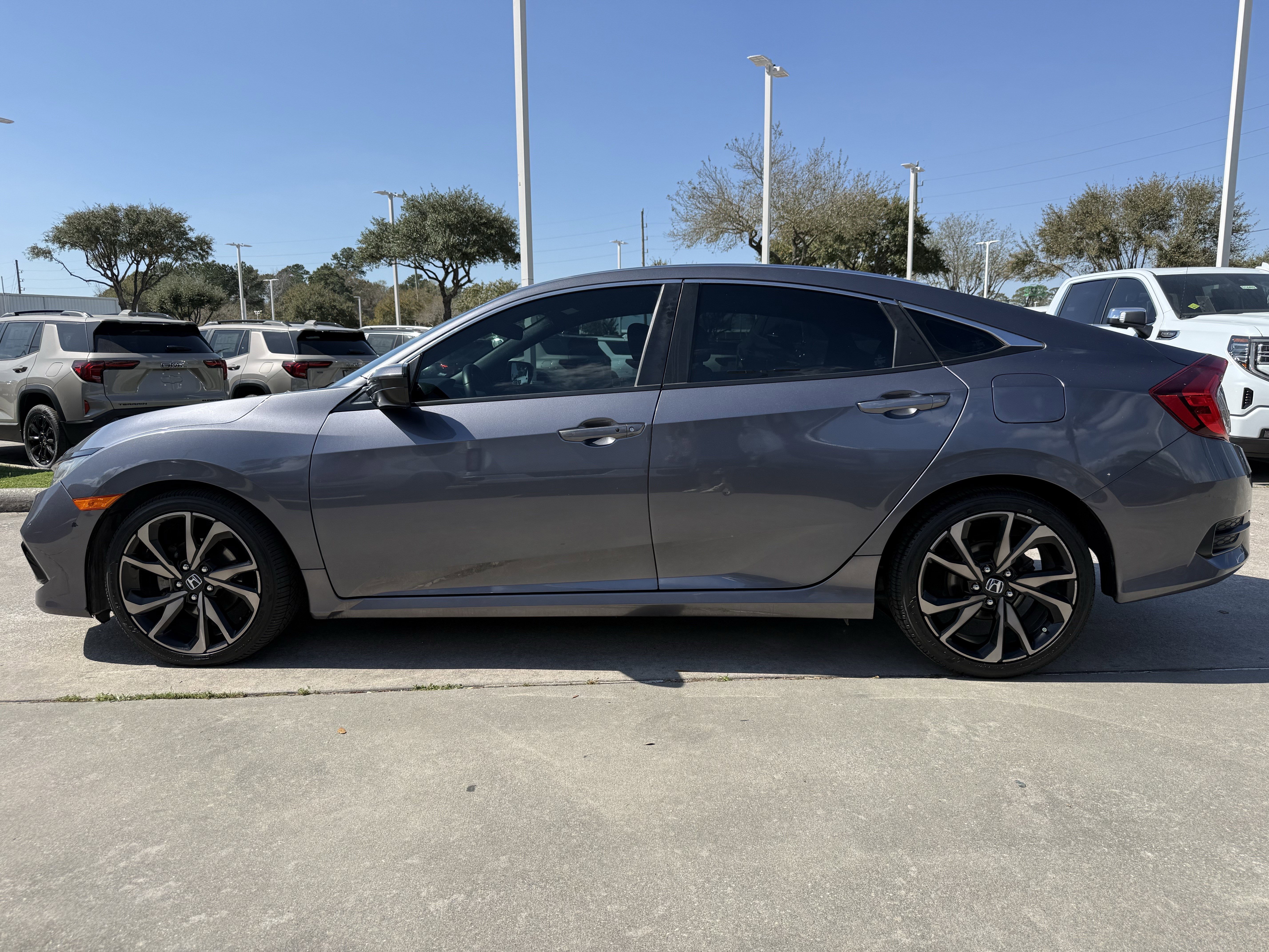 Used 2020 Honda Civic Sport image 8