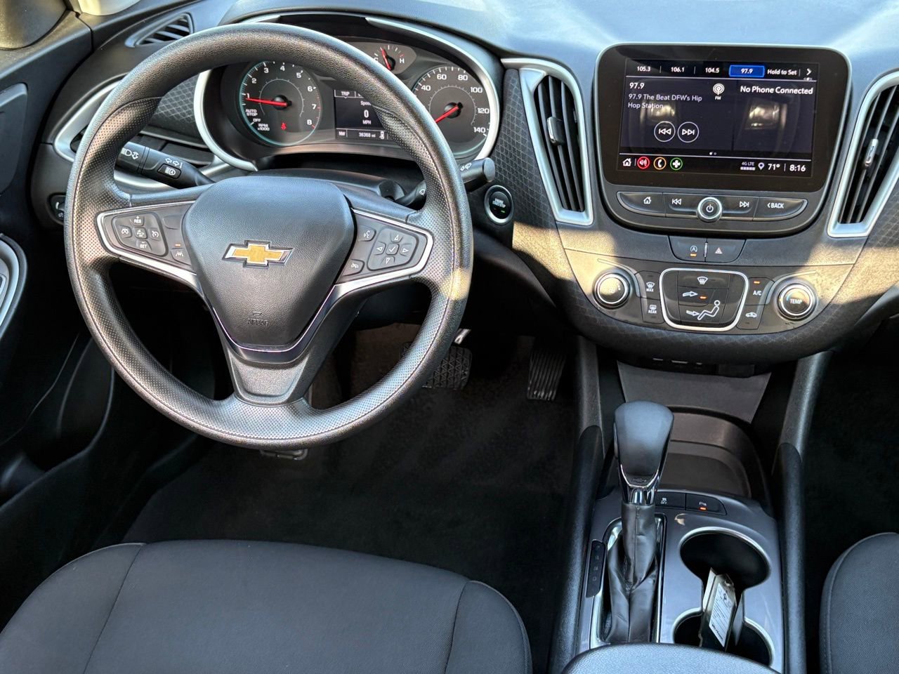 Used 2025 Chevrolet Malibu LS image 13