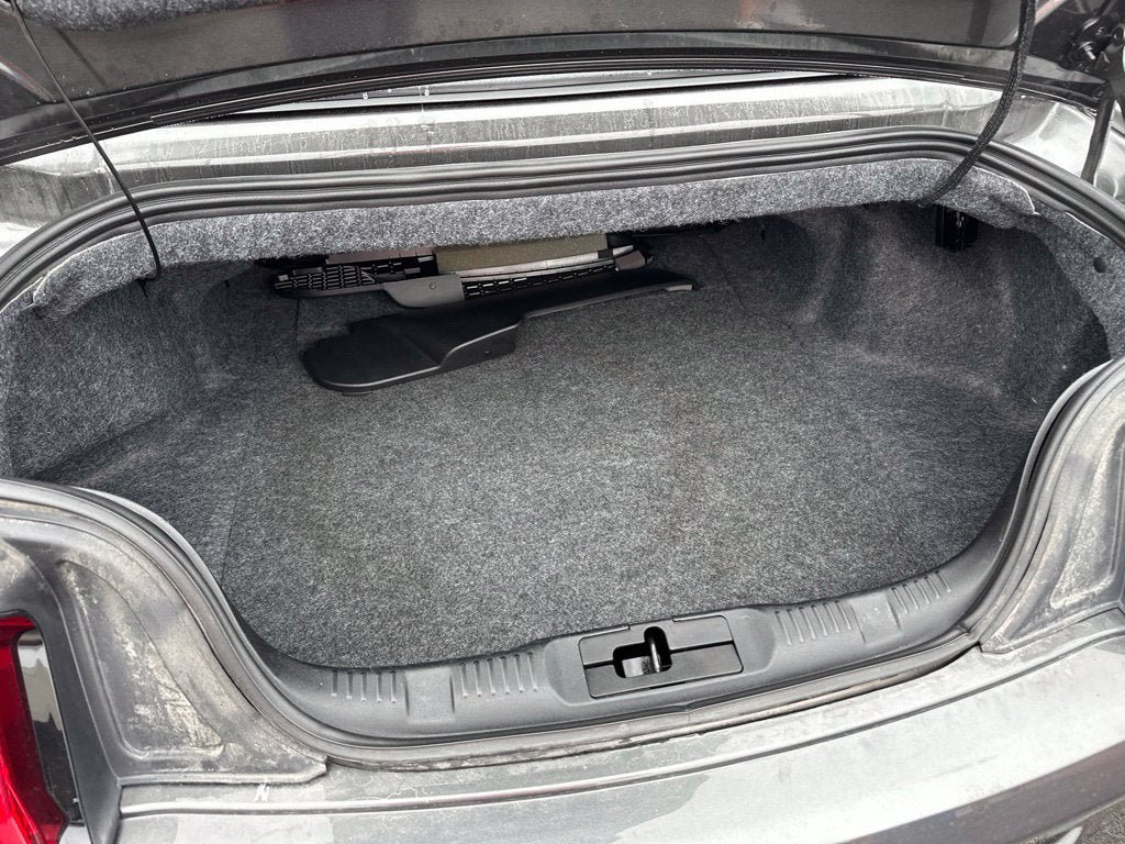 Certified 2019 Ford Mustang Convertible RWD image 9