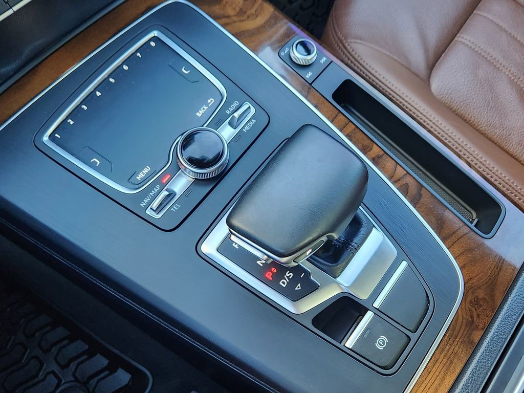 Used 2018 Audi Q5 2.0T Premium Plus w/ Premium Plus Package image 11