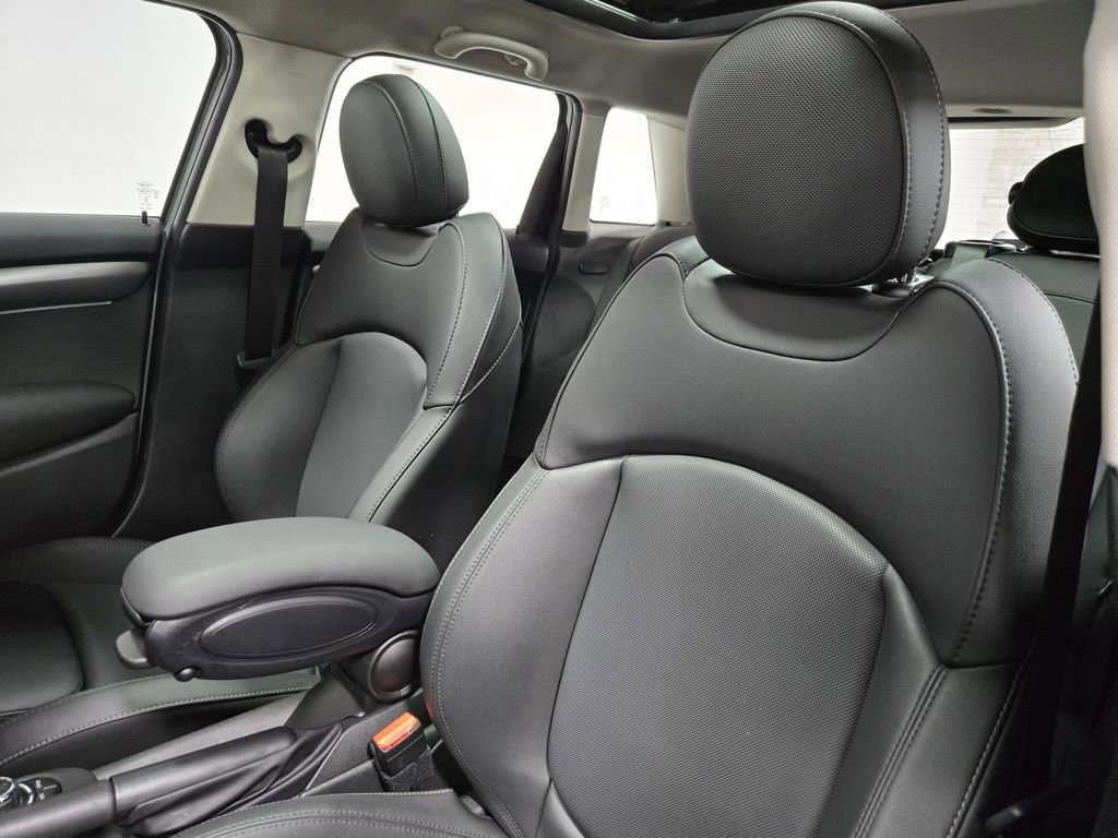 Used 2023 MINI Cooper S image 12