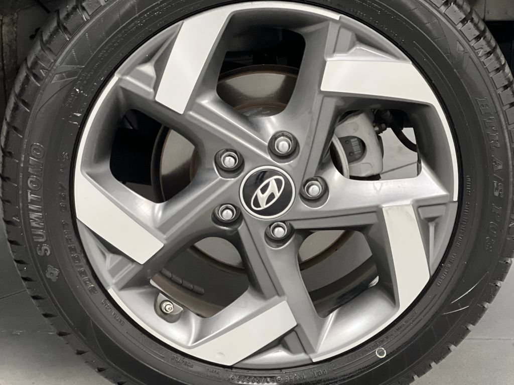 Used 2025 Hyundai Venue SEL FWD image 64
