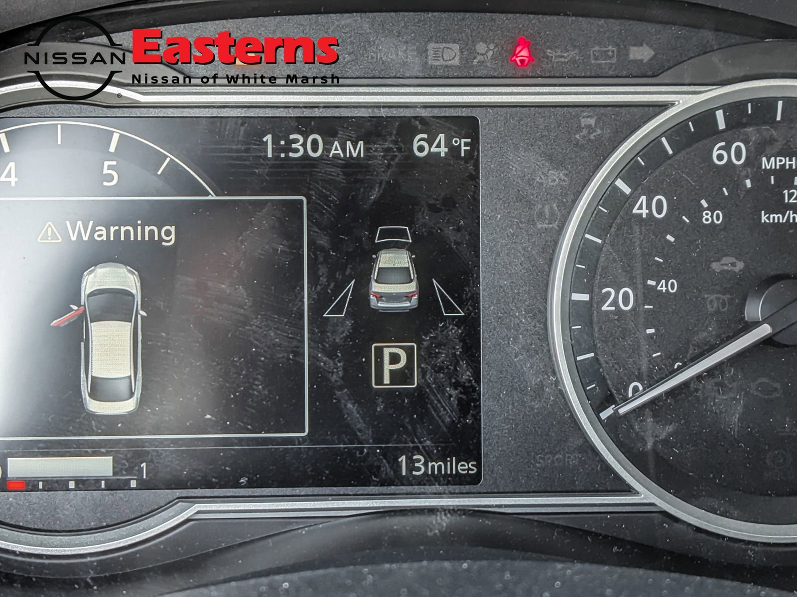 New 2025 Nissan Versa SR w/ Trunk Package image 19