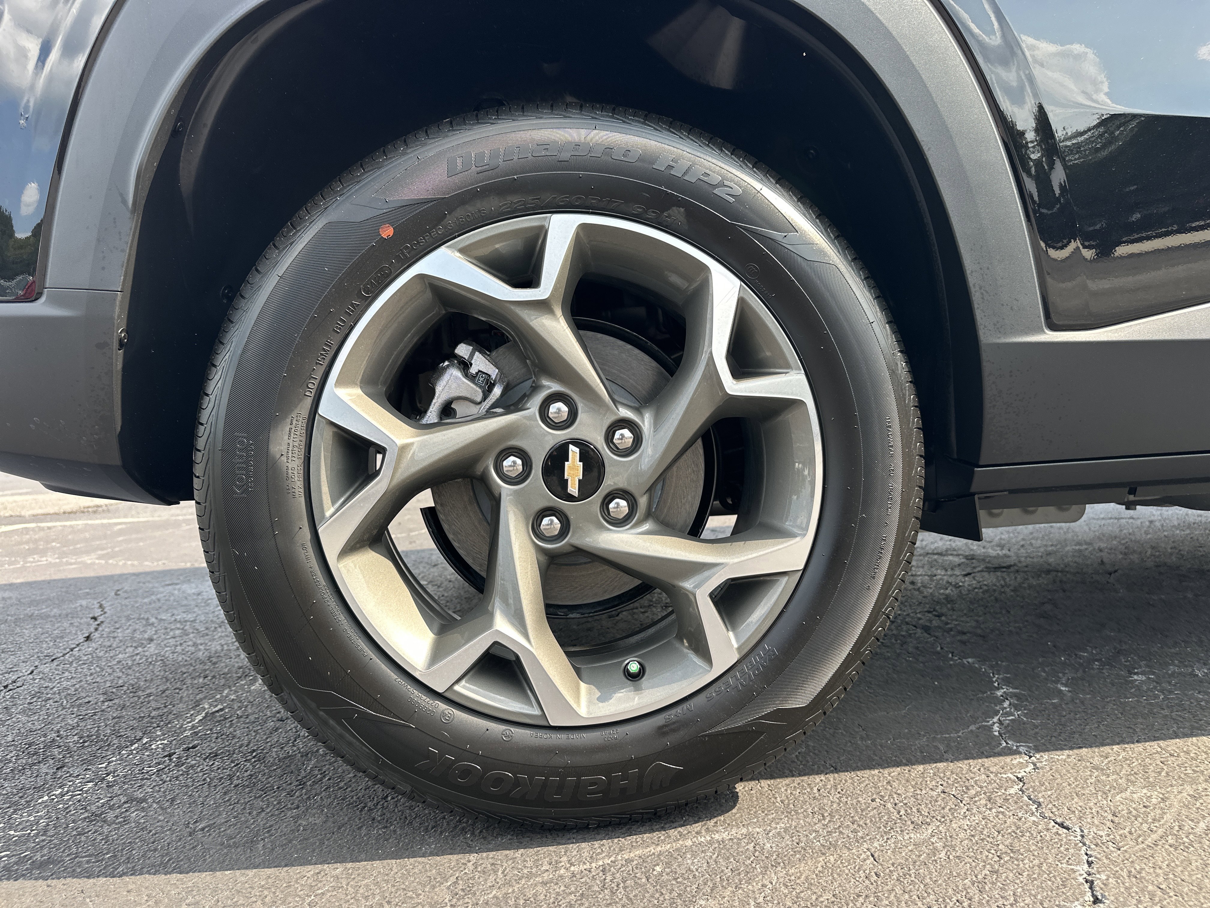 New 2026 Chevrolet Trax LT w/ Driver Confidence Package FWD image 19