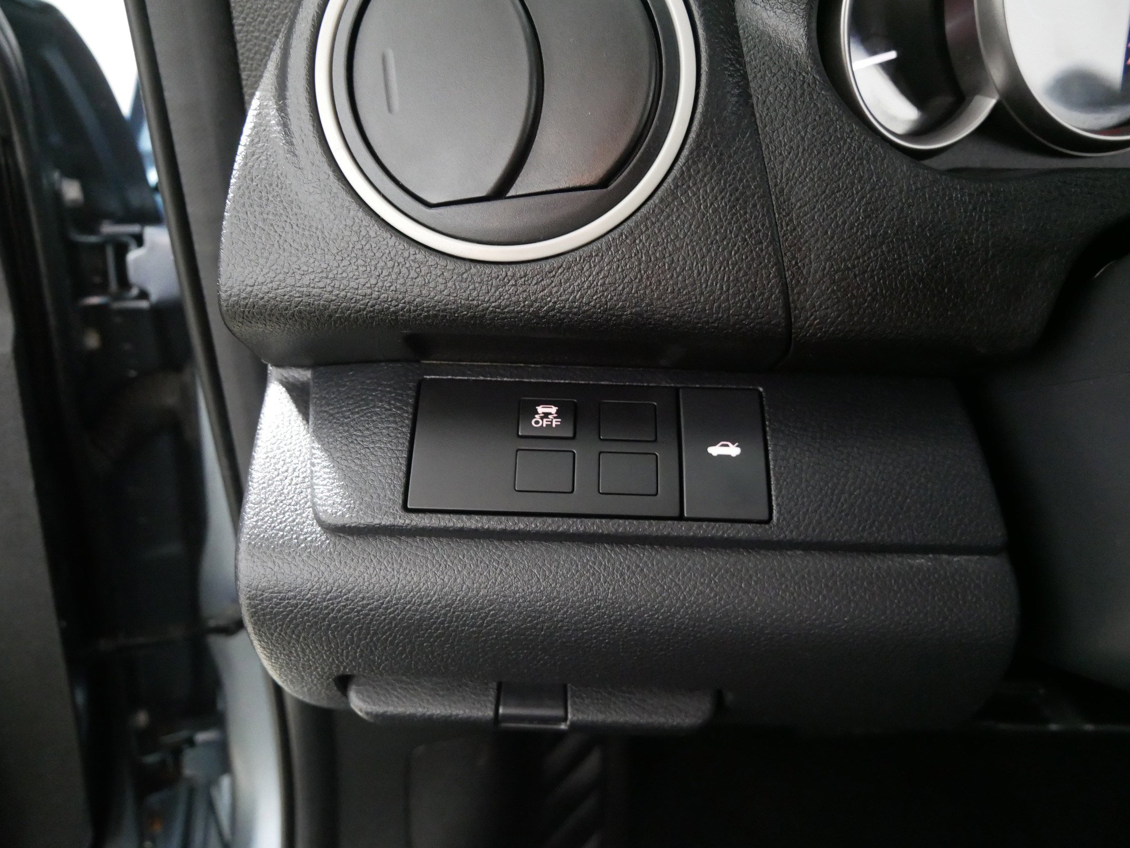 Used 2012 MAZDA MAZDA6 i Sport image 26