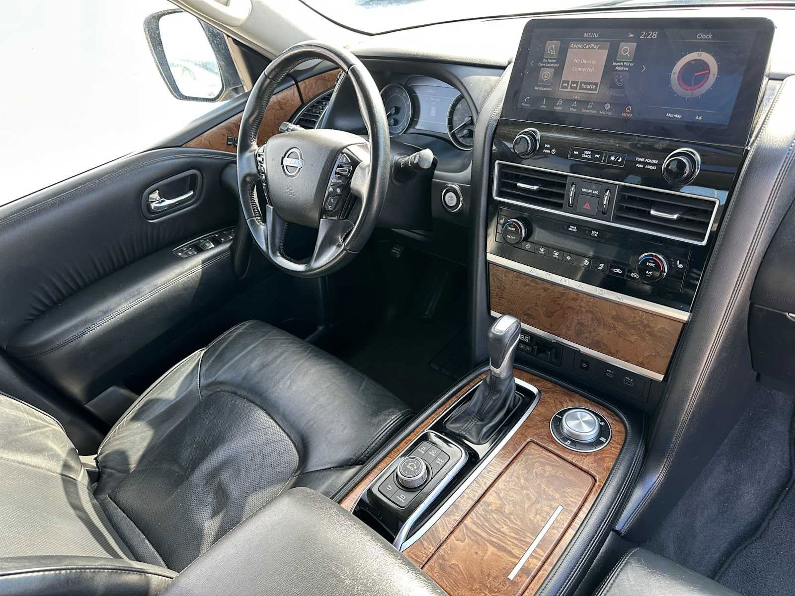 Used 2021 Nissan Armada SL w/ Captain's Chairs Package image 11