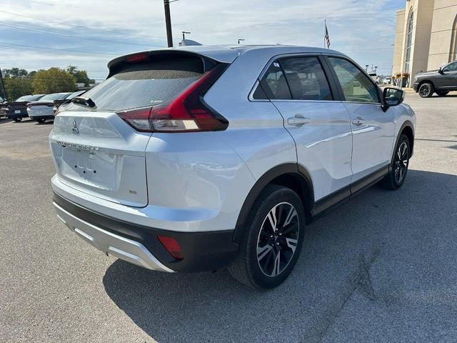 Used 2024 Mitsubishi Eclipse Cross SE image 3