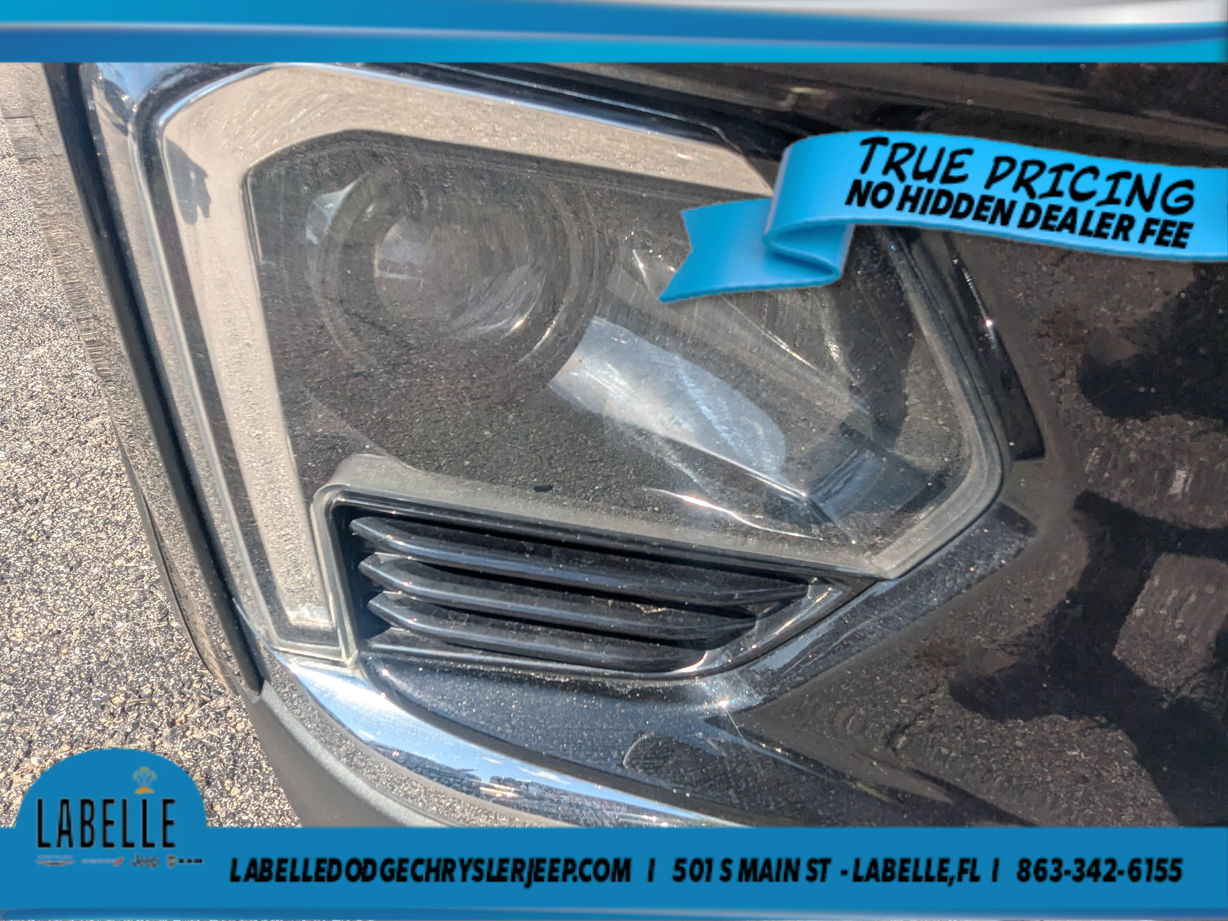 Used 2022 Chevrolet Traverse LS FWD image 11