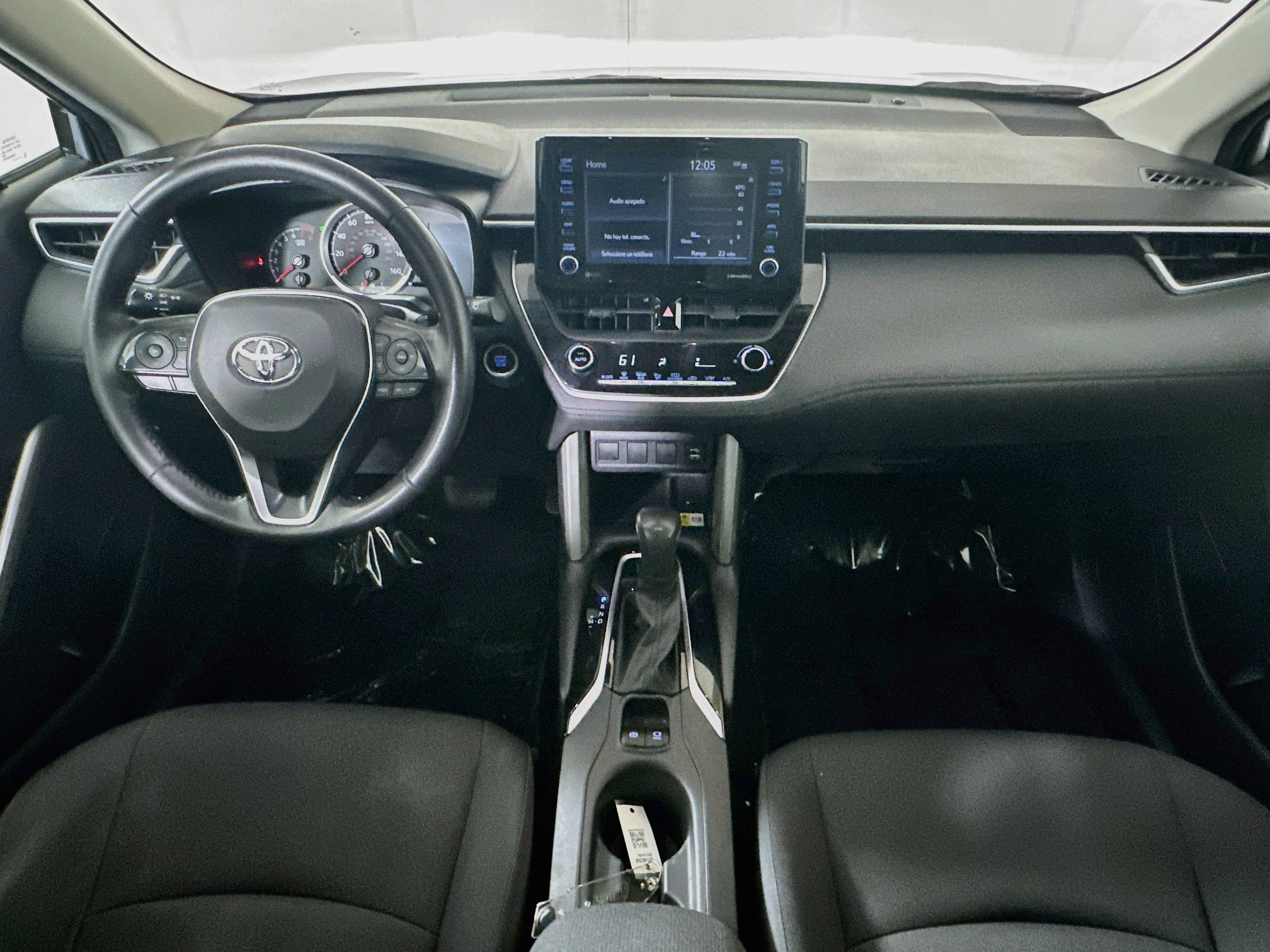 Used 2022 Toyota Corolla Cross LE FWD image 27