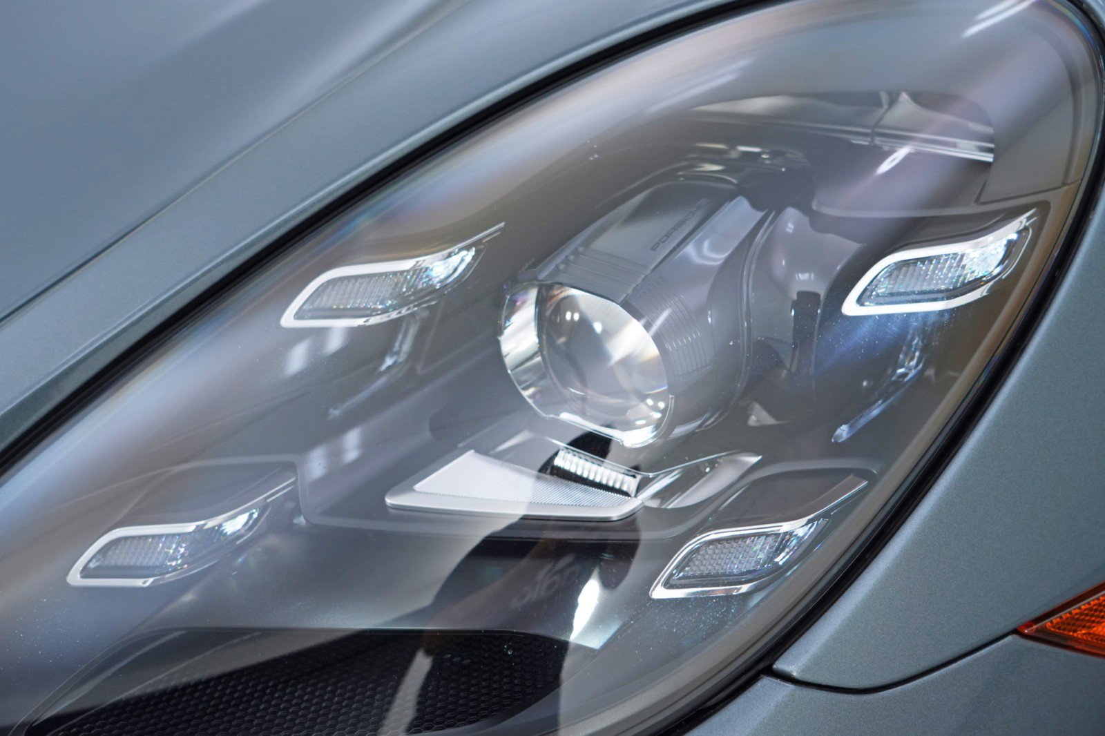 Used 2024 Porsche 718 Boxster Spyder RS w/ Light Design Package RWD image 78