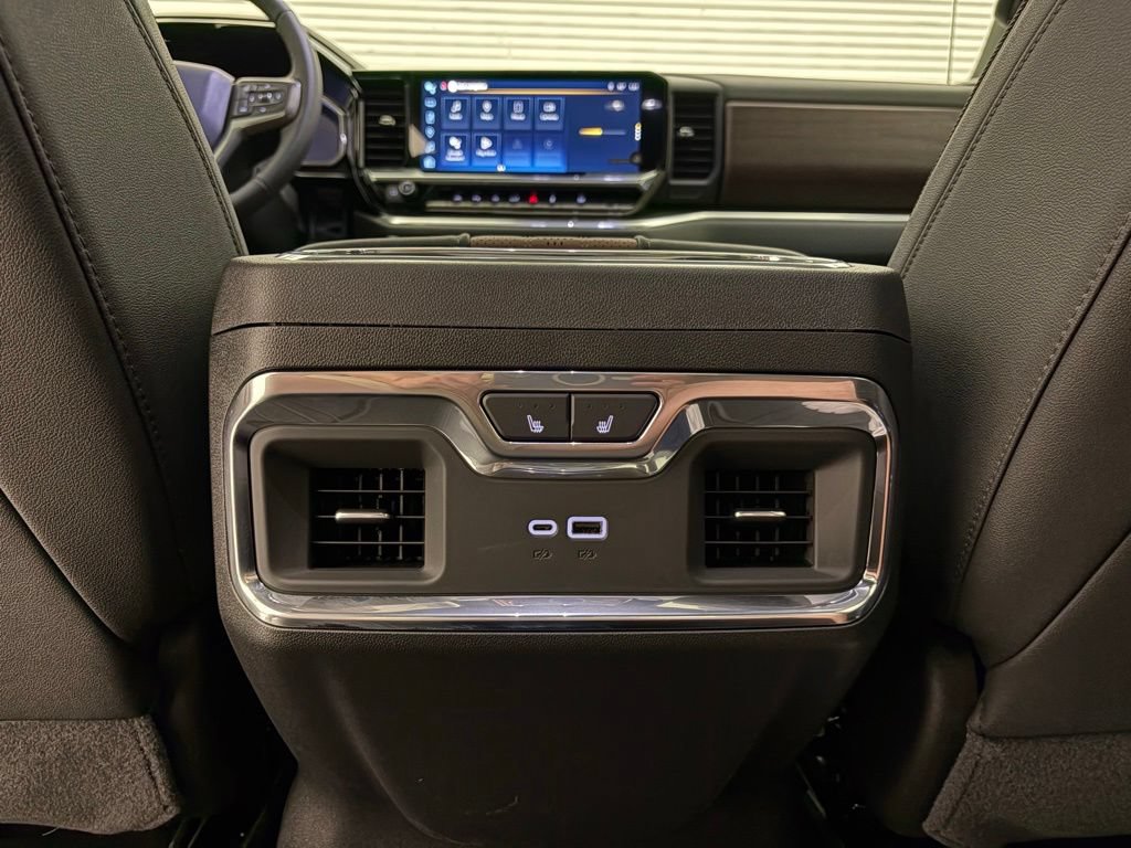 New 2026 Chevrolet Silverado 1500 High Country w/ Technology Package AWD/4WD image 45
