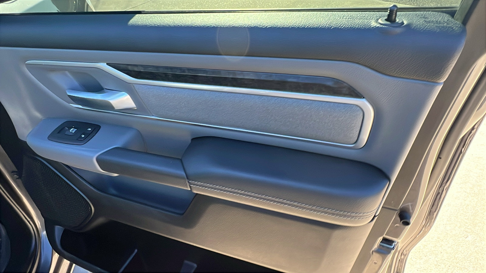 Used 2023 RAM 1500 Big Horn image 19