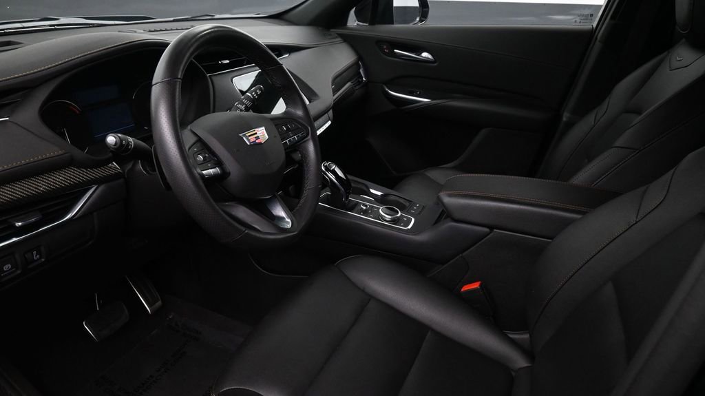 Certified 2023 Cadillac XT4 Sport FWD image 7