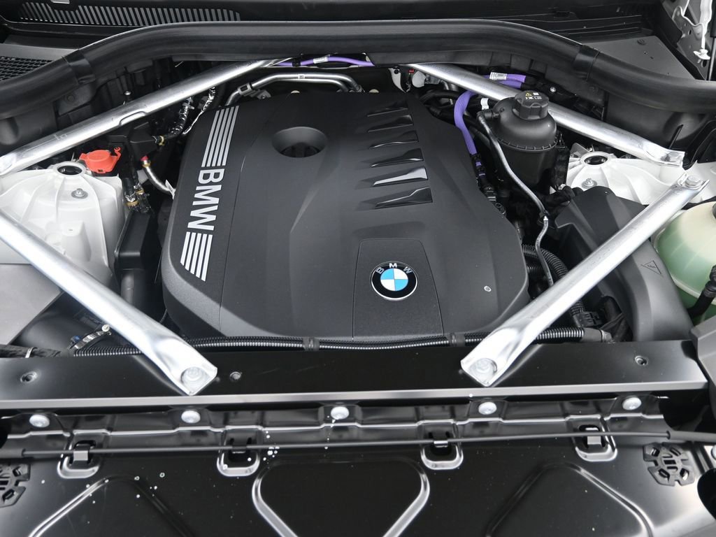 New 2026 BMW X5 xDrive40i w/ Parking Assistance Package AWD/4WD image 20