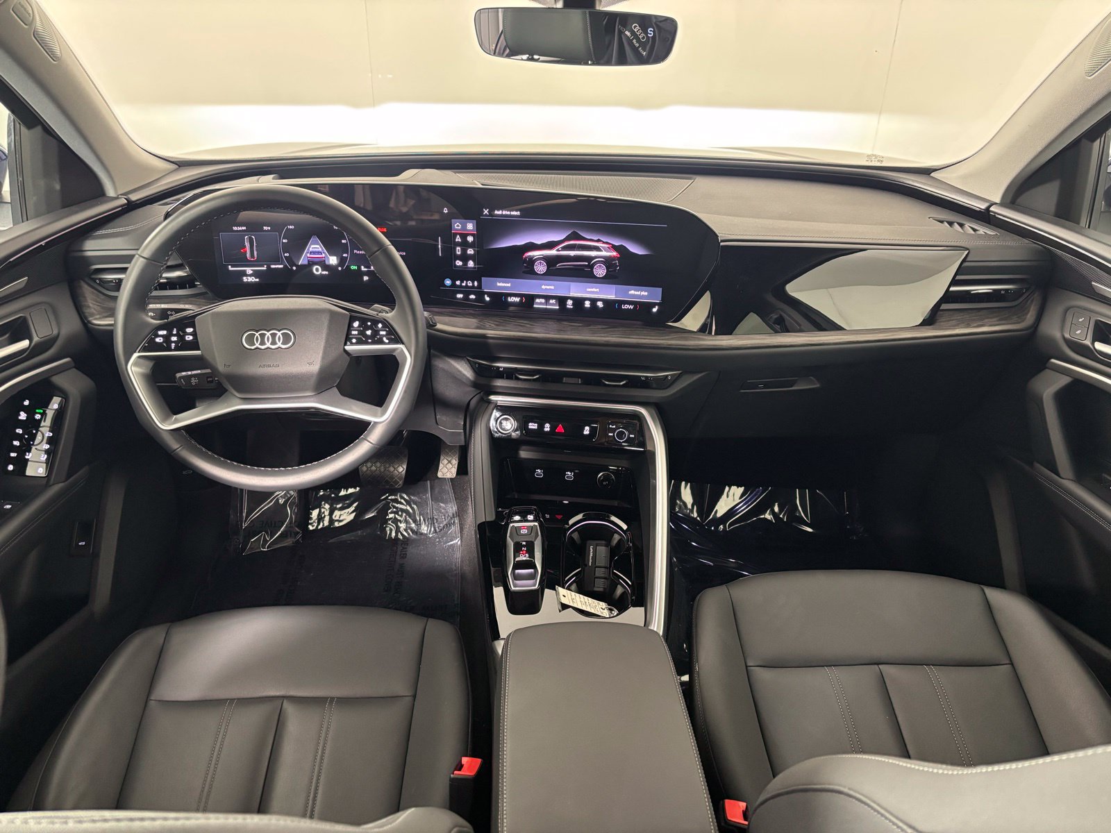 Used 2025 Audi Q5 Premium Plus w/ Premium Plus AWD/4WD image 14