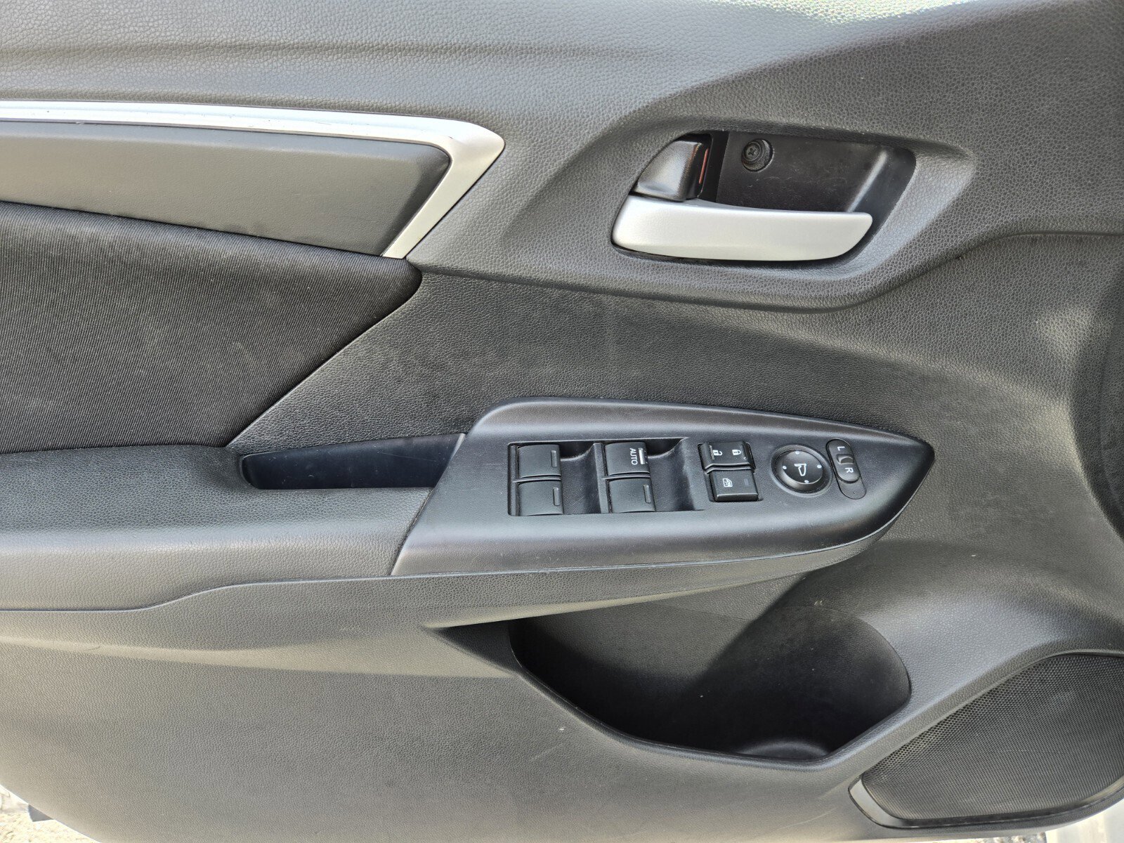 Used 2020 Honda Fit LX image 14