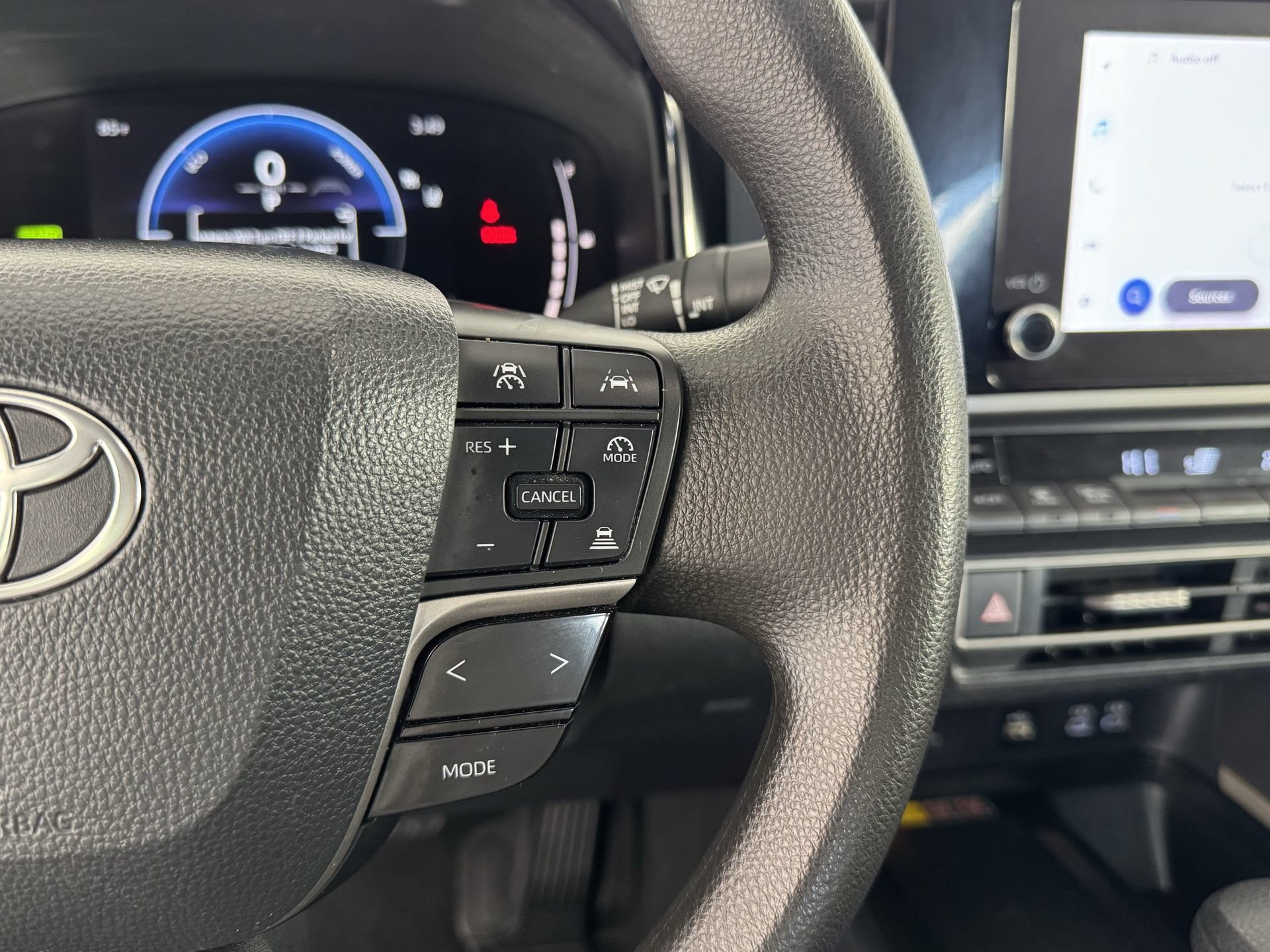 Certified 2025 Toyota Camry LE FWD image 29