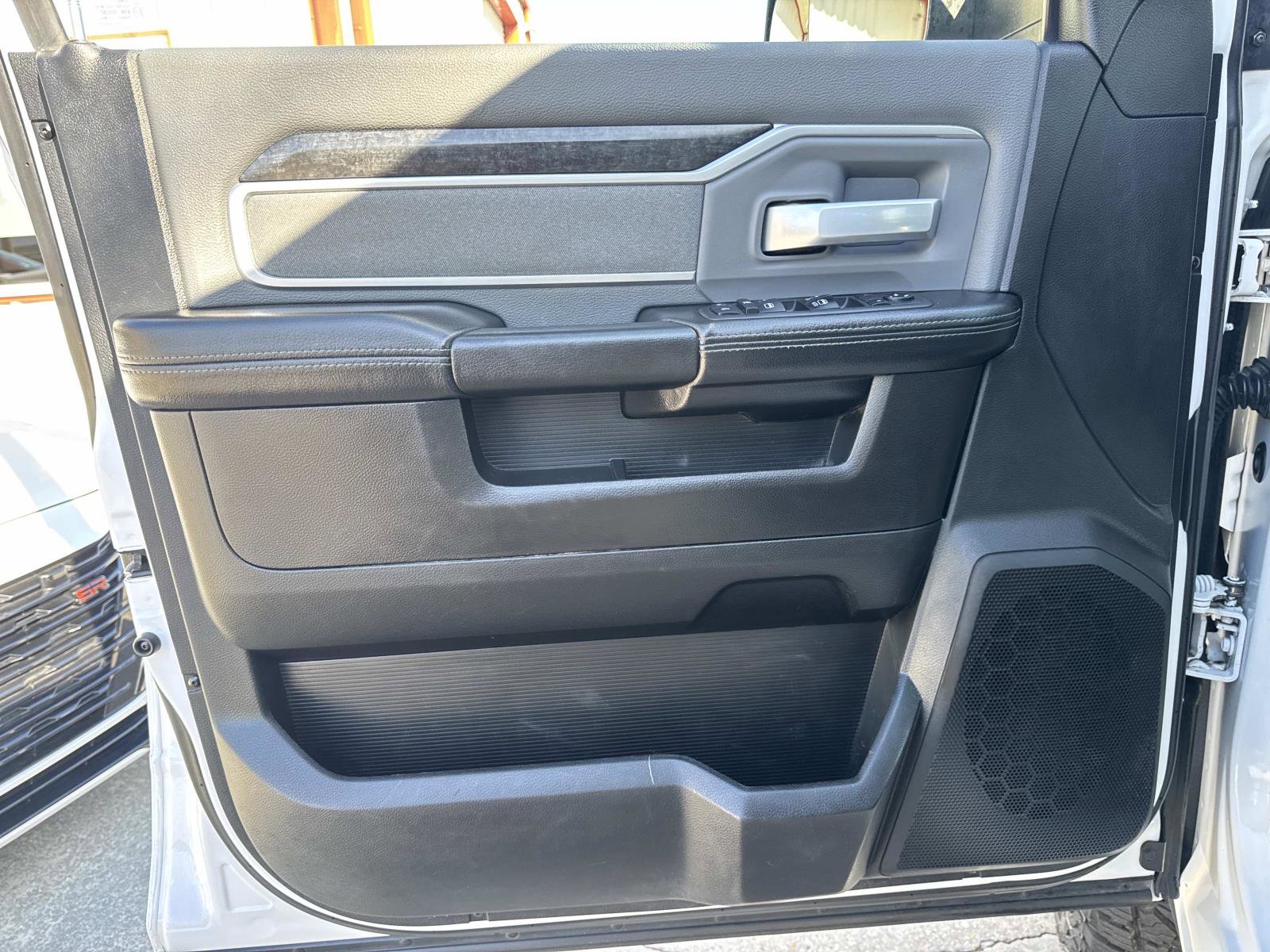 Used 2019 RAM 2500 Big Horn image 18