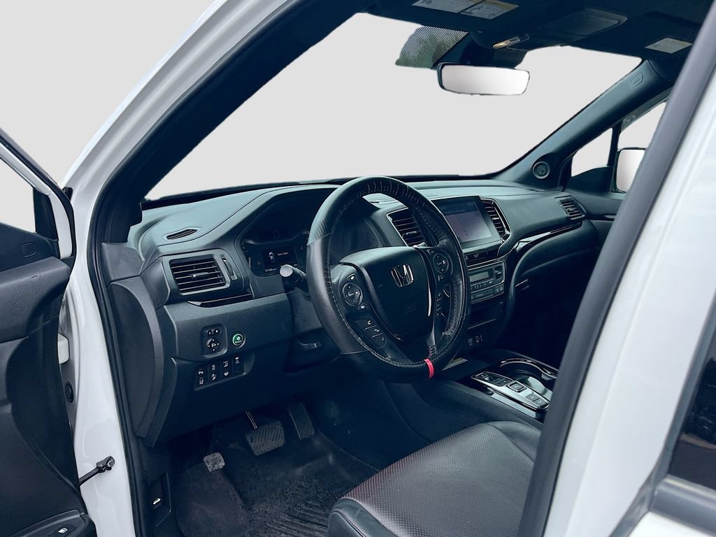 Used 2023 Honda Ridgeline Black Edition image 9