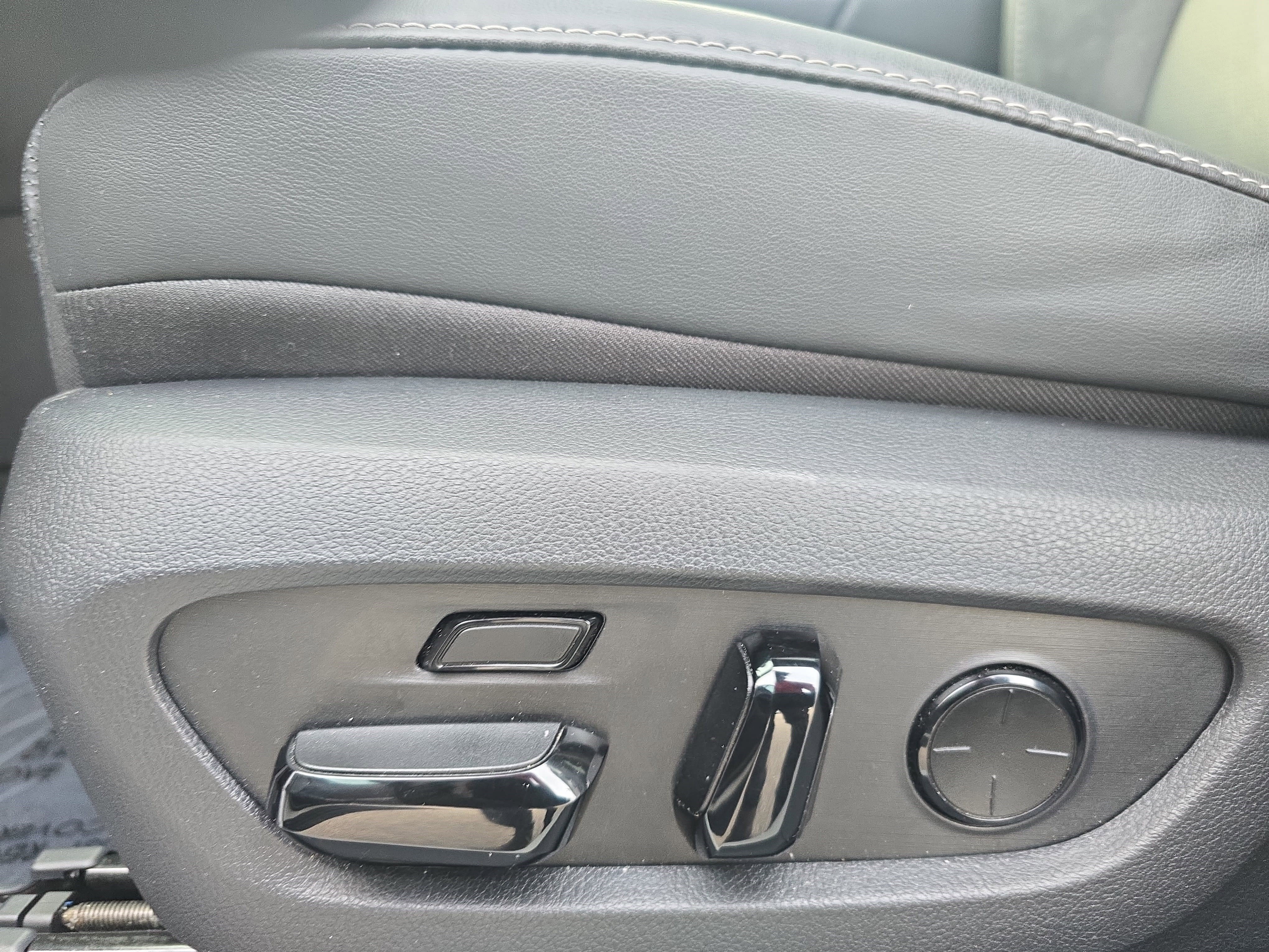 Used 2024 Lexus RX 350 RX 350 Luxury image 27